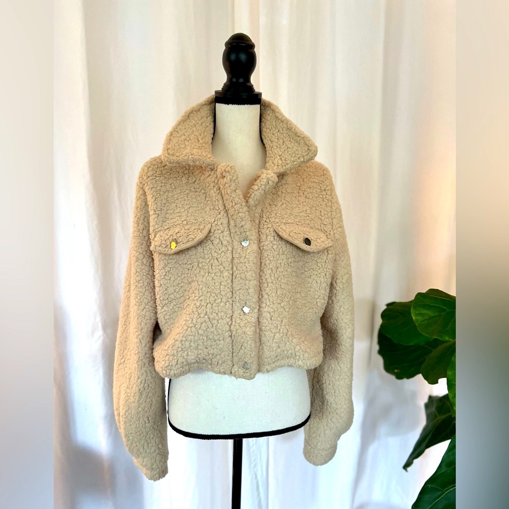 Cropped‎ Sherpa Jacket NWT